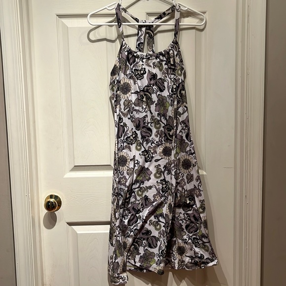 Prana Dresses & Skirts - Prana size medium dress. Polyester/spandex.
